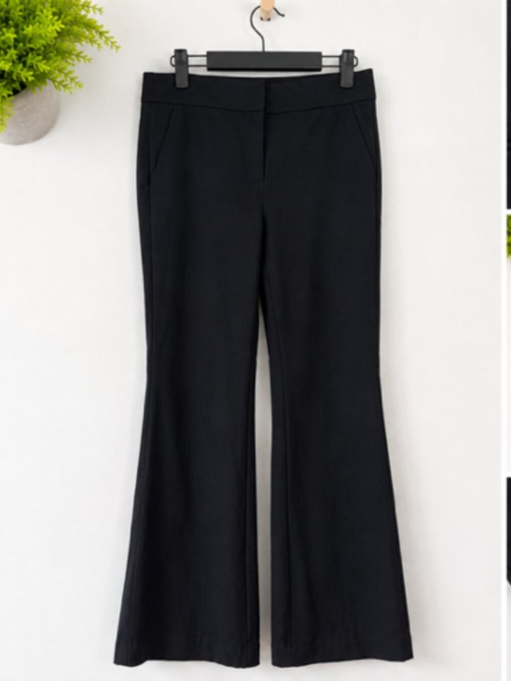 LOFT Outlet Women’s Black Bootcut Dress Pants – Size 0